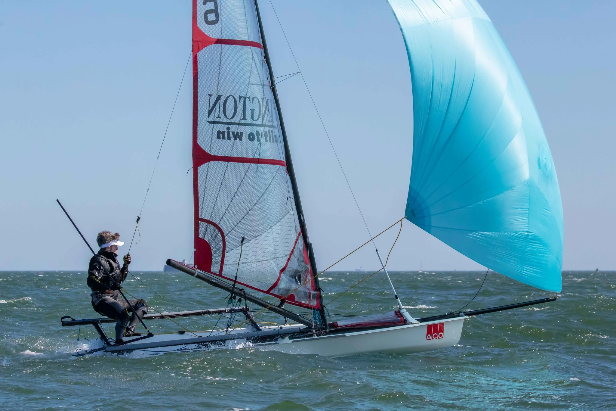 Read more about the article Game-changer: The Musto Skiff Mainsail X Hits Stokes Bay